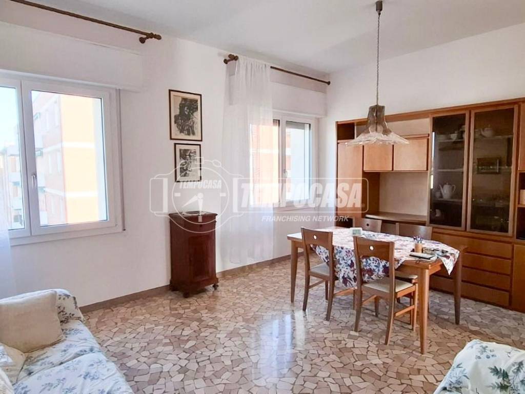 appartamento in vendita a Casalecchio di Reno in zona Garibaldi/La Mutua