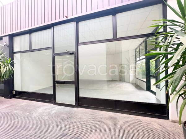 negozio in vendita a Casalecchio di Reno