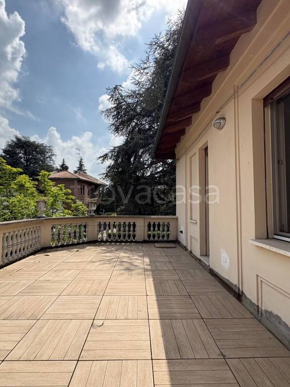 casa indipendente in vendita a Casalecchio di Reno