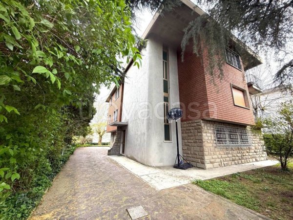 appartamento in vendita a Casalecchio di Reno