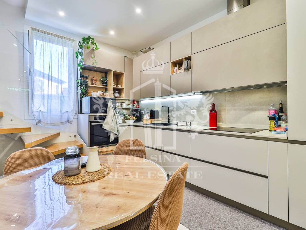 appartamento in vendita a Casalecchio di Reno in zona Garibaldi/La Mutua