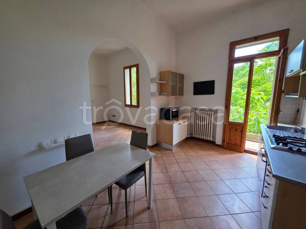 appartamento in vendita a Casalecchio di Reno in zona Garibaldi/La Mutua