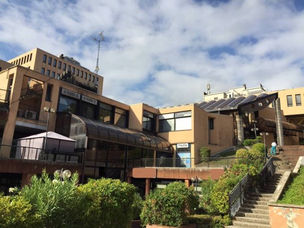 ufficio in vendita a Casalecchio di Reno in zona Garibaldi/La Mutua