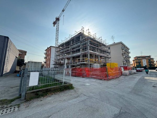 appartamento in vendita a Casalecchio di Reno in zona Garibaldi/La Mutua
