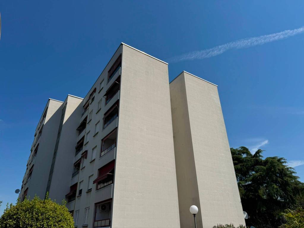 appartamento in vendita a Casalecchio di Reno in zona Garibaldi/La Mutua
