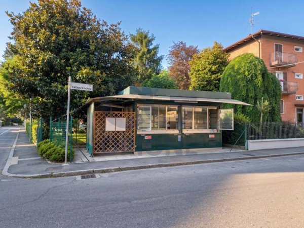 negozio in vendita a Casalecchio di Reno in zona Ceretolo