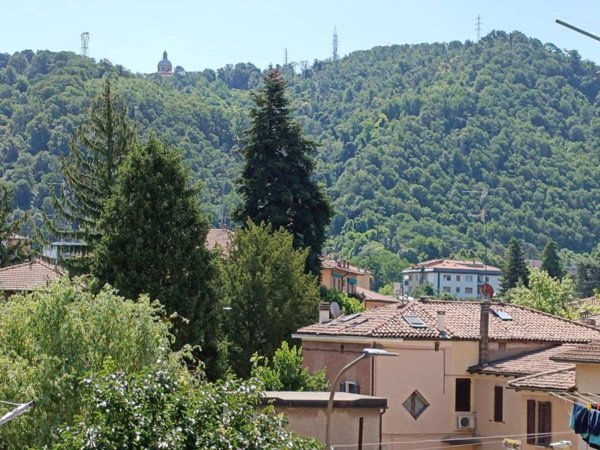 appartamento in vendita a Casalecchio di Reno in zona Garibaldi/La Mutua