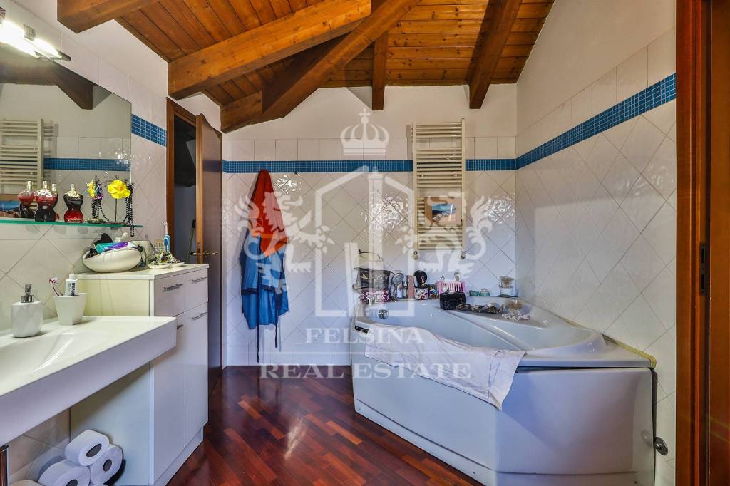 appartamento in vendita a Casalecchio di Reno in zona Ceretolo