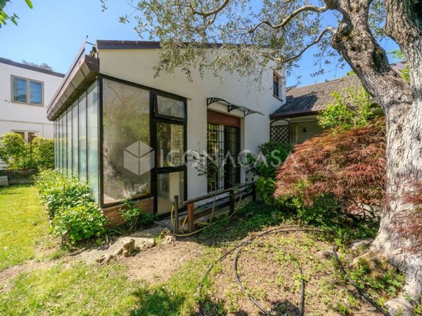 casa indipendente in vendita a Casalecchio di Reno in zona Ceretolo