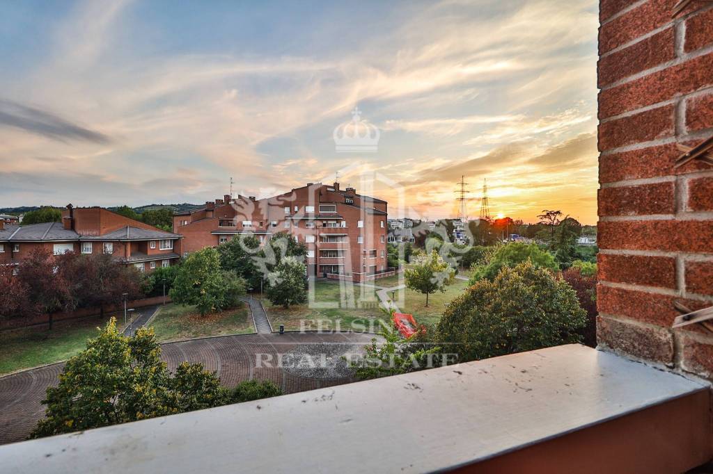 appartamento in vendita a Casalecchio di Reno in zona Garibaldi/La Mutua