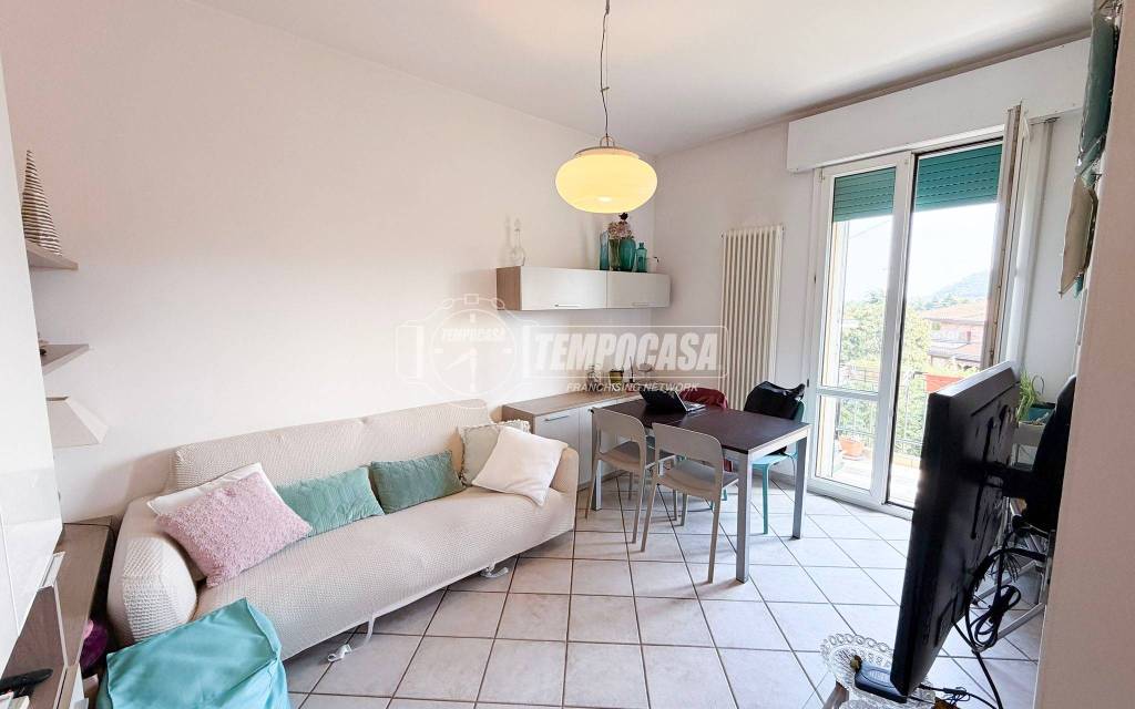 appartamento in vendita a Casalecchio di Reno in zona Garibaldi/La Mutua