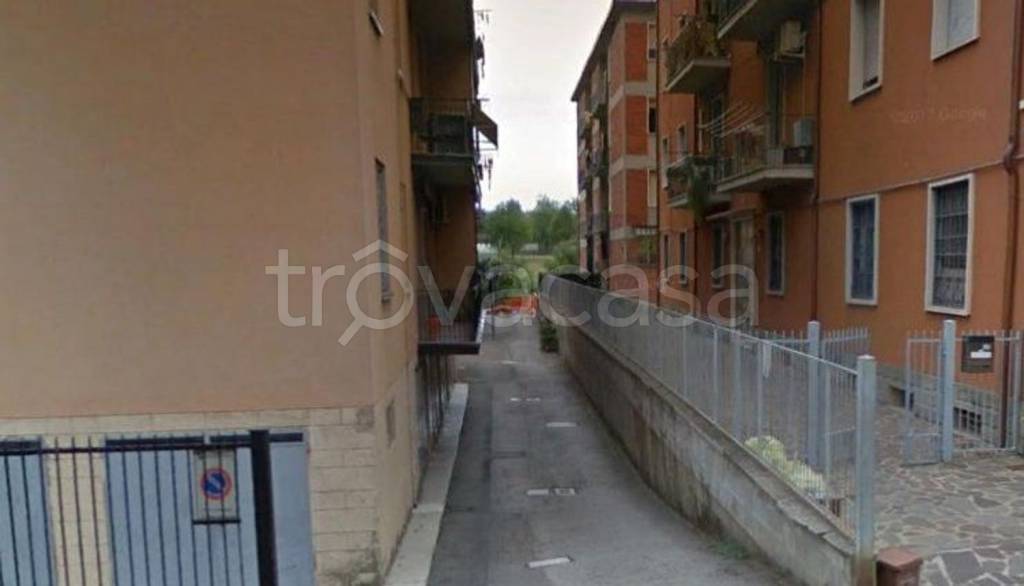 box auto in vendita a Casalecchio di Reno in zona Ceretolo