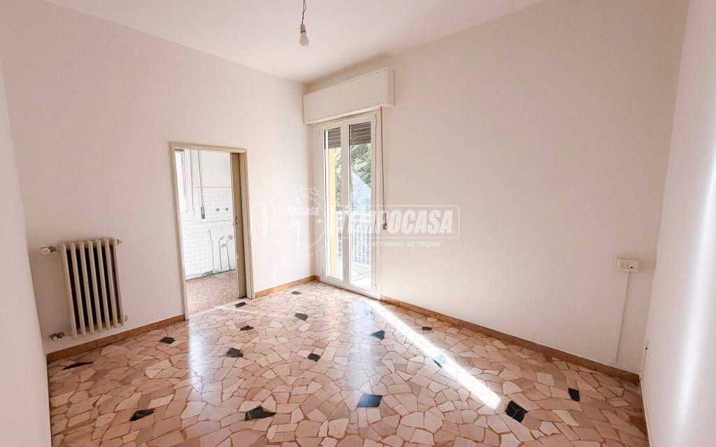 appartamento in vendita a Casalecchio di Reno in zona Garibaldi/La Mutua