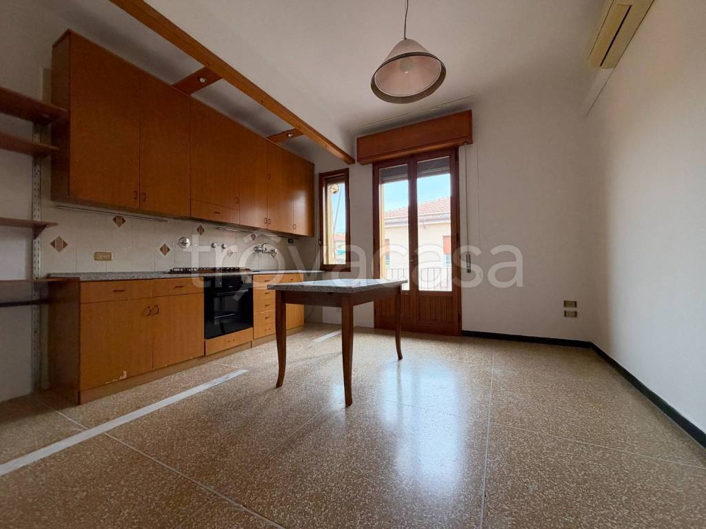 appartamento in vendita a Casalecchio di Reno in zona Croce