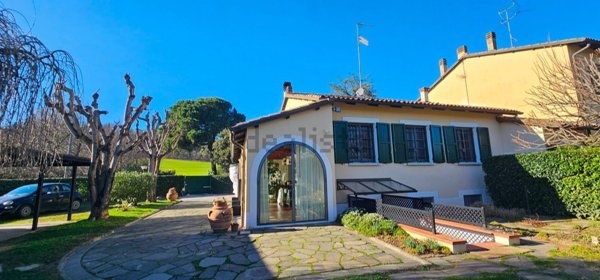 casa indipendente in vendita a Casalecchio di Reno in zona Croce