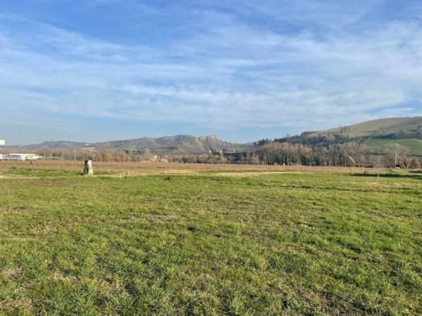 terreno edificabile in vendita a Casalfiumanese