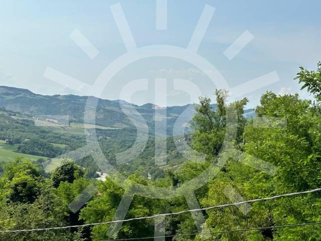 appartamento in vendita a Casalfiumanese in zona Sassoleone