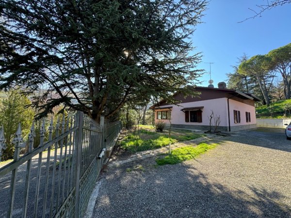 casa indipendente in vendita a Casalfiumanese