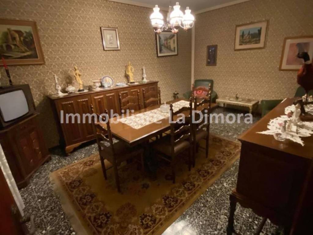 casa indipendente in vendita a Casalfiumanese in zona Sassoleone