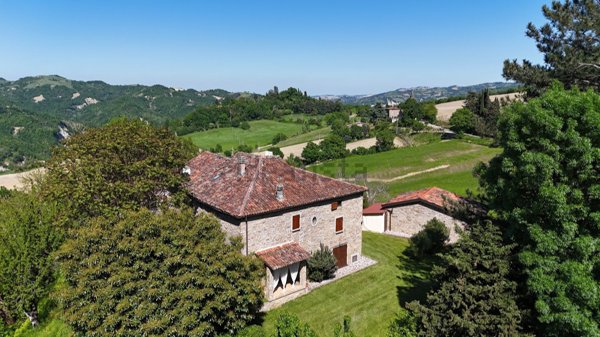 casa indipendente in vendita a Casalfiumanese