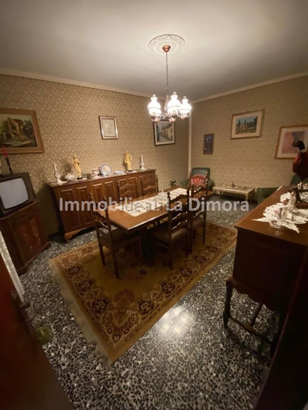 casa indipendente in vendita a Casalfiumanese in zona Sassoleone