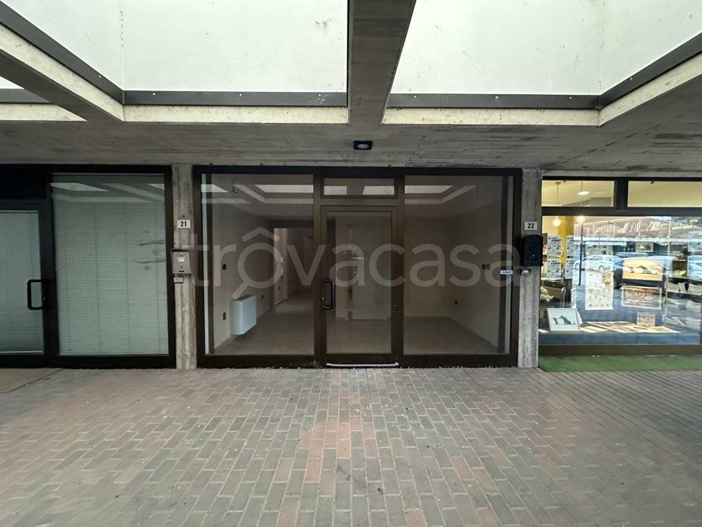 negozio in vendita a Casalfiumanese