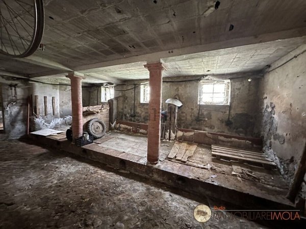 casa indipendente in vendita a Casalfiumanese