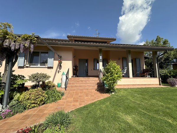 casa indipendente in vendita a Casalfiumanese