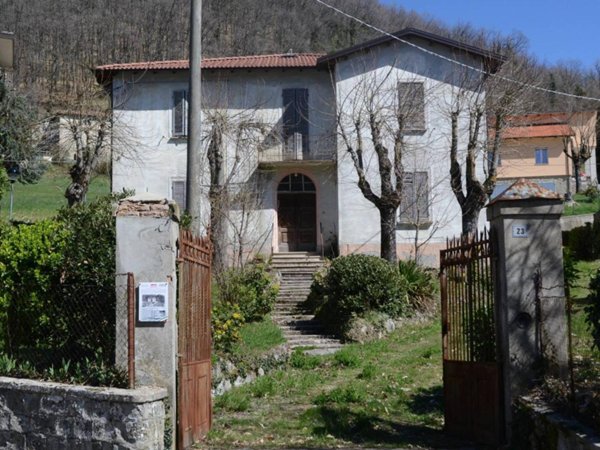 casa indipendente in vendita a Castel d'Aiano in zona Rocca di Roffeno