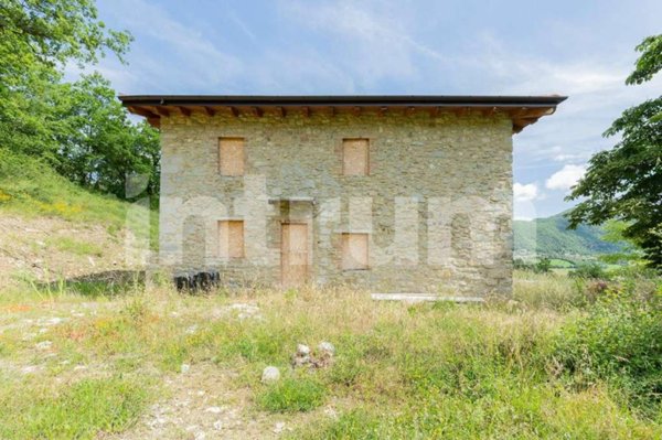appartamento in vendita a Castel d'Aiano