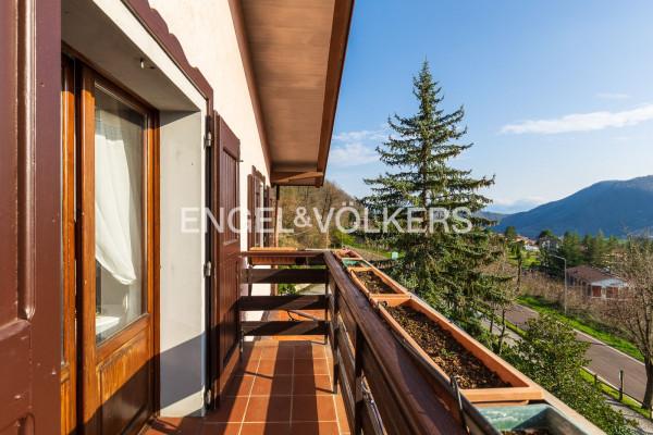 villa in vendita a Castel d'Aiano in zona Rocca di Roffeno