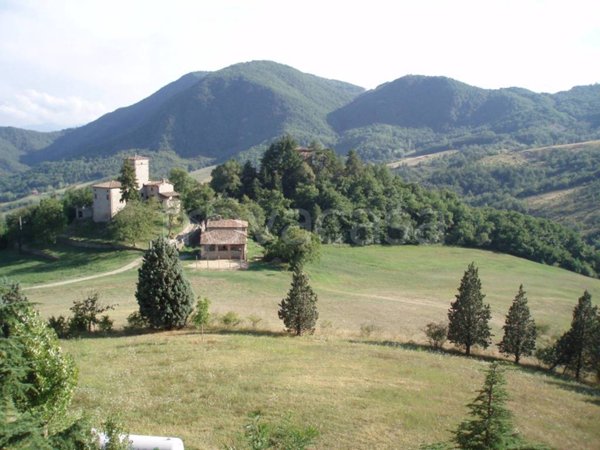 appartamento in vendita a Castel d'Aiano in zona Rocca di Roffeno