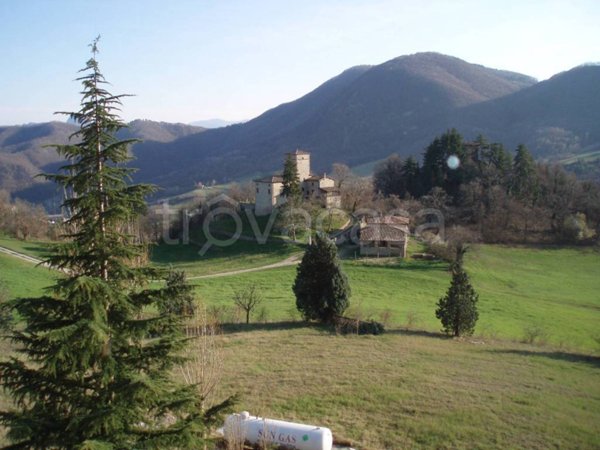 appartamento in vendita a Castel d'Aiano in zona Rocca di Roffeno