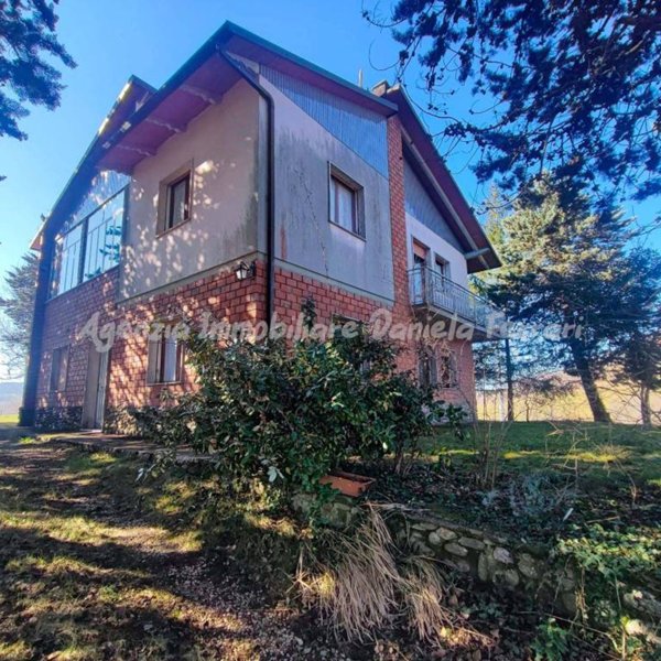 casa indipendente in vendita a Castel d'Aiano in zona Sasso Molare