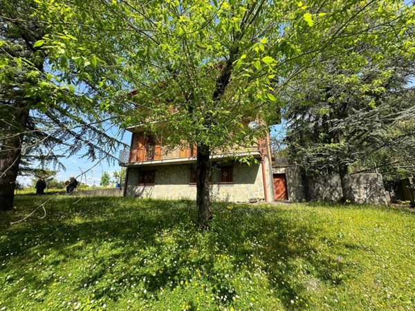 appartamento in vendita a Castel d'Aiano in zona Villa d'Aiano