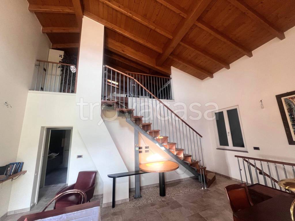 casa indipendente in vendita a Castel d'Aiano in zona Villa d'Aiano