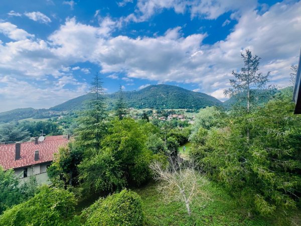 casa indipendente in vendita a Castel d'Aiano in zona Villa d'Aiano