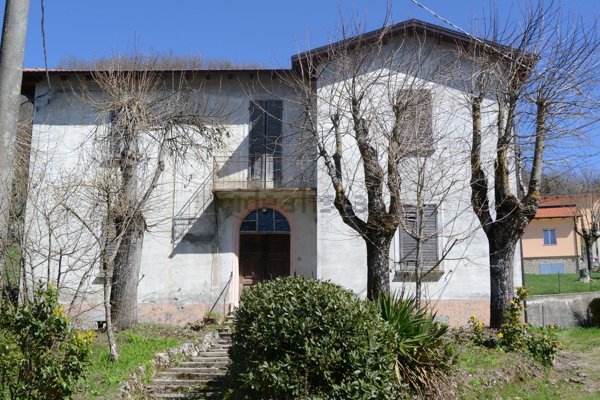 casa indipendente in vendita a Castel d'Aiano in zona Rocca di Roffeno