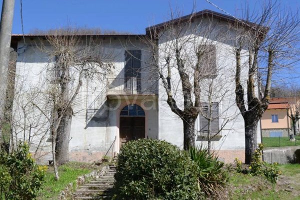 casa indipendente in vendita a Castel d'Aiano in zona Rocca di Roffeno