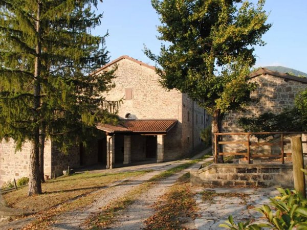 casa indipendente in vendita a Castel d'Aiano in zona Casigno