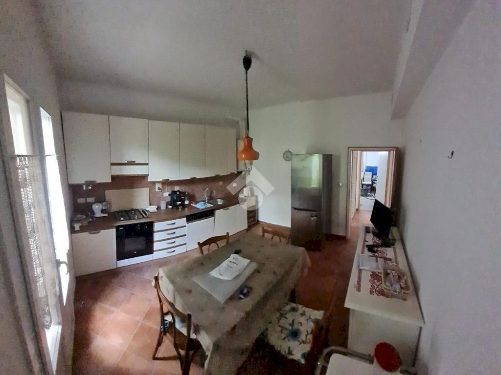 casa indipendente in vendita a Castel d'Aiano in zona Rocca di Roffeno