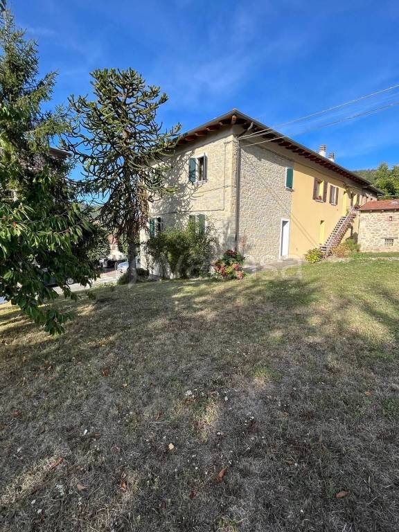appartamento in vendita a Castel d'Aiano in zona Rocca di Roffeno