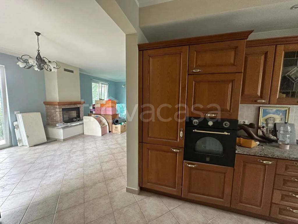 casa indipendente in vendita a Castel d'Aiano