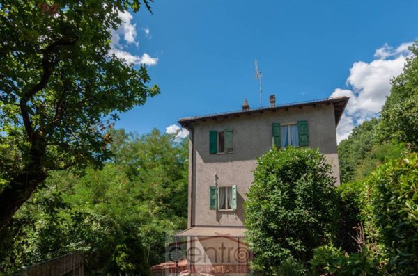 casa indipendente in vendita a Castel d'Aiano