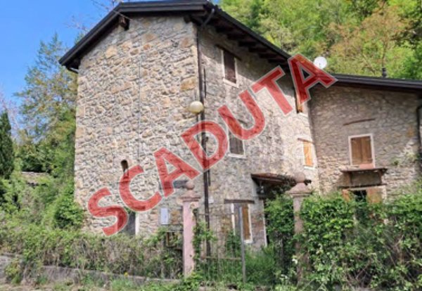 appartamento in vendita a Castel d'Aiano in zona Rocca di Roffeno