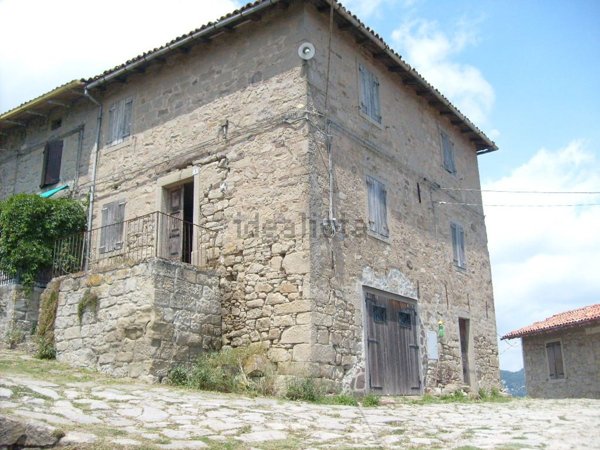 pentavano in vendita a Castel d'Aiano