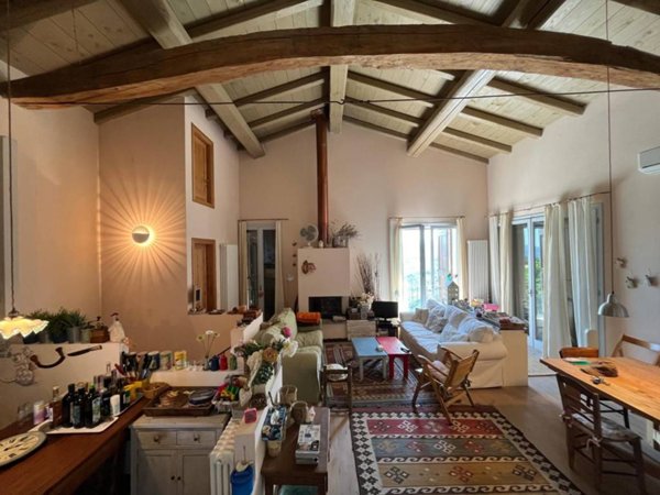 casa indipendente in vendita a Castel d'Aiano