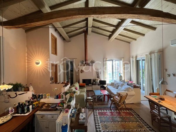 casa indipendente in vendita a Castel d'Aiano