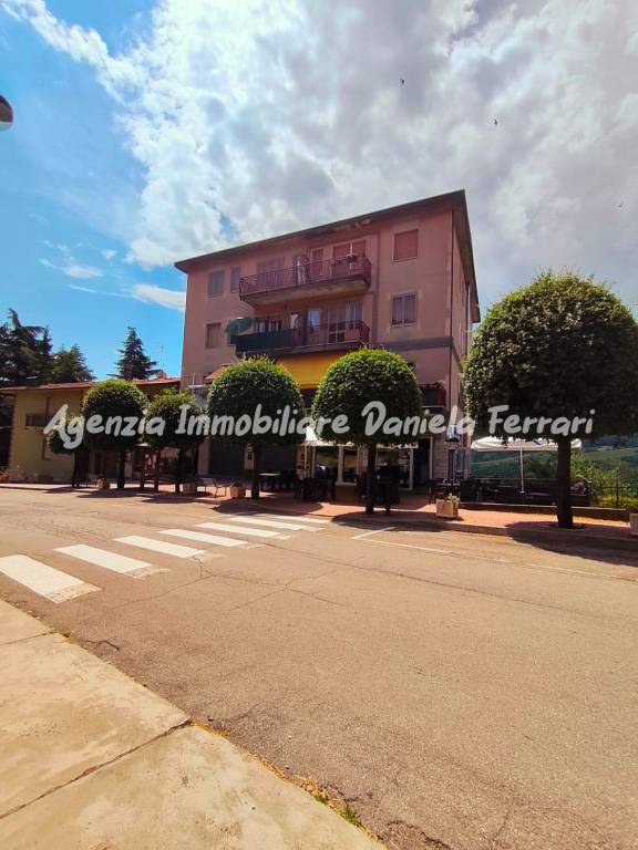 appartamento in vendita a Castel d'Aiano in zona Rocca di Roffeno