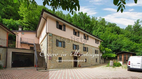 casa indipendente in vendita a Castel d'Aiano